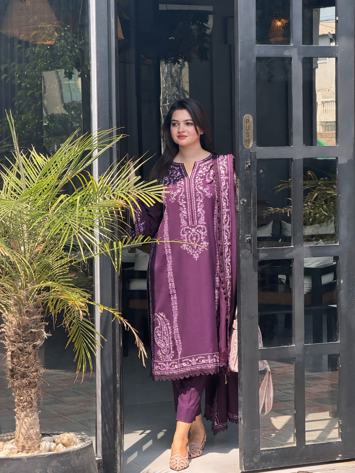 𝗭𝗮𝗿𝘃𝗶𝘀𝗵𝗮-زرویشہ