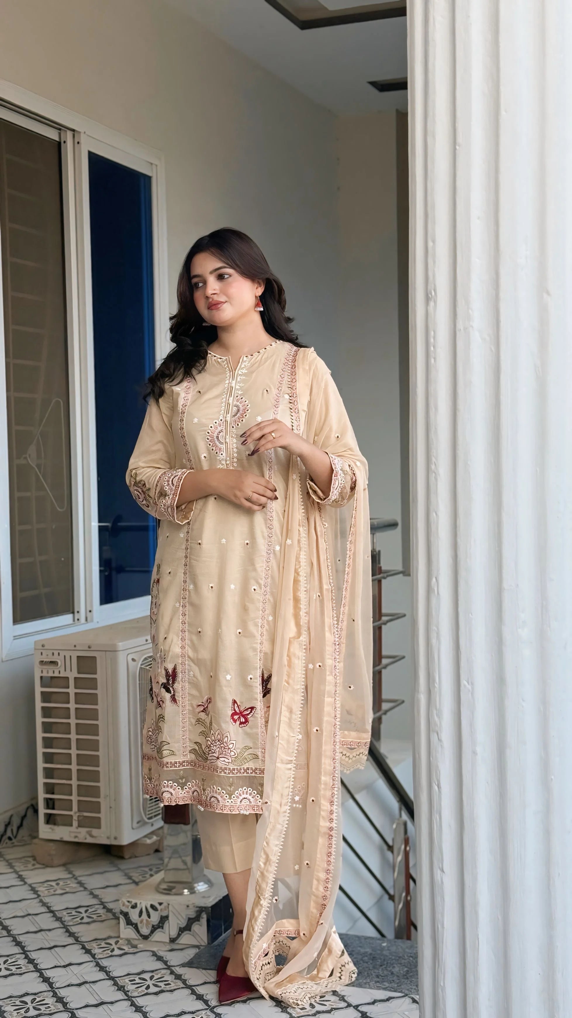 Meher (3-Piece Embroidered Lawn Suit)