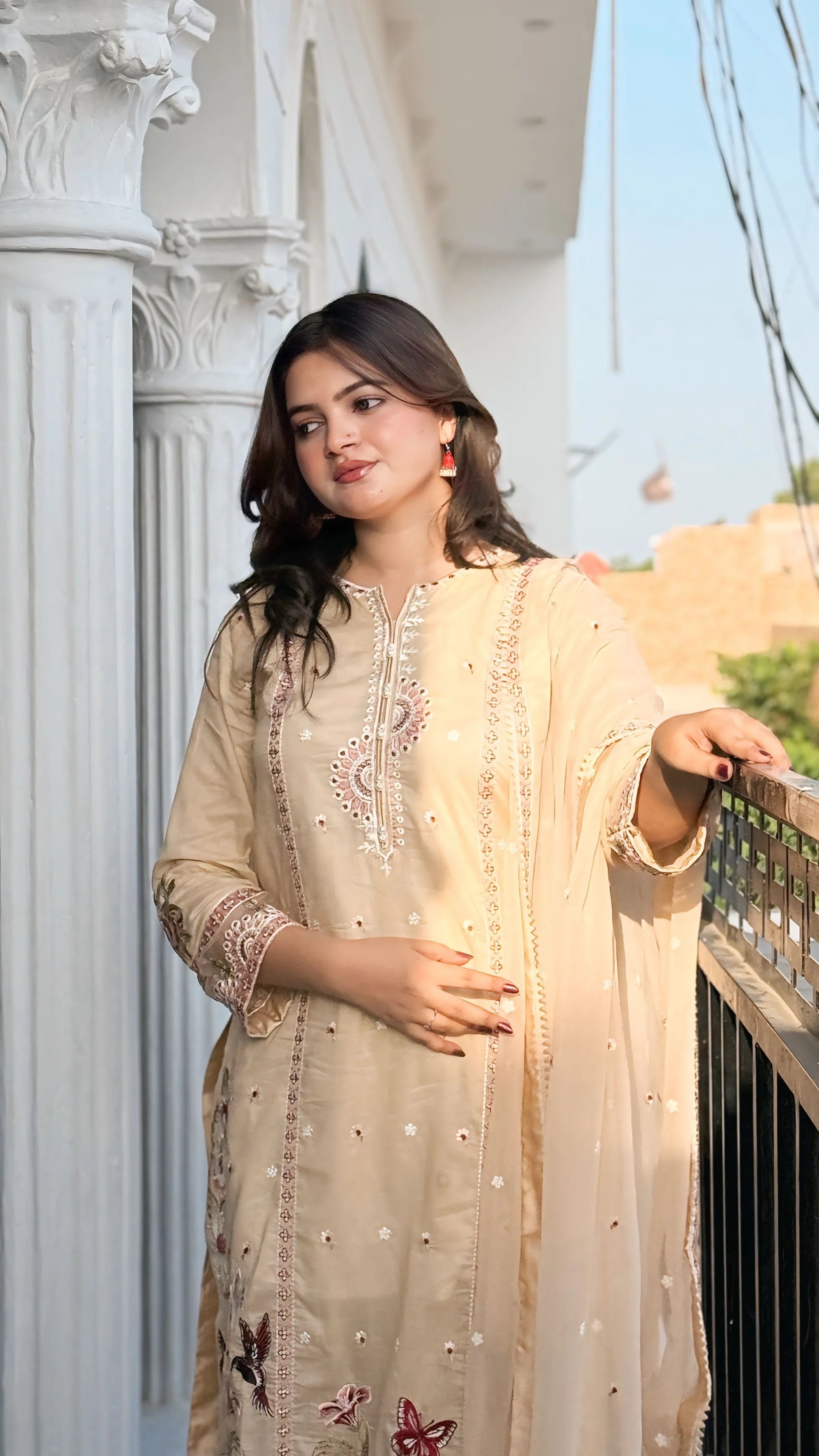 Meher (3-Piece Embroidered Lawn Suit)