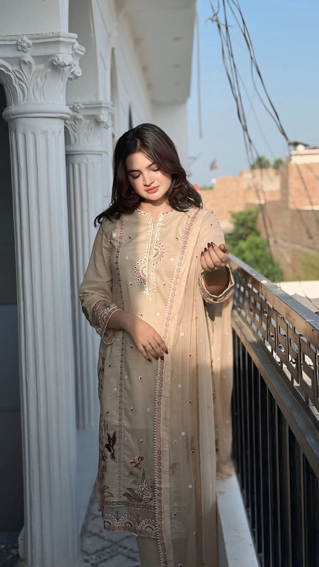 Meher (3-Piece Embroidered Lawn Suit)
