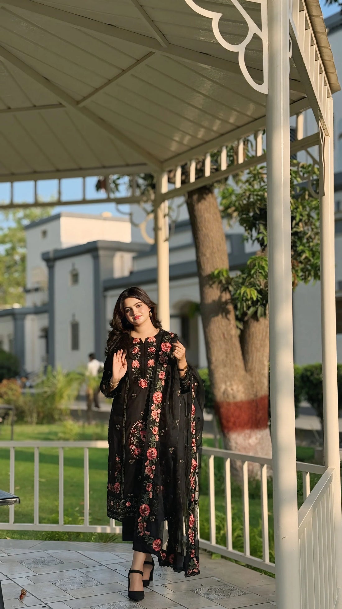 𝗭𝗮𝗿𝗲𝗲𝗻-زریں