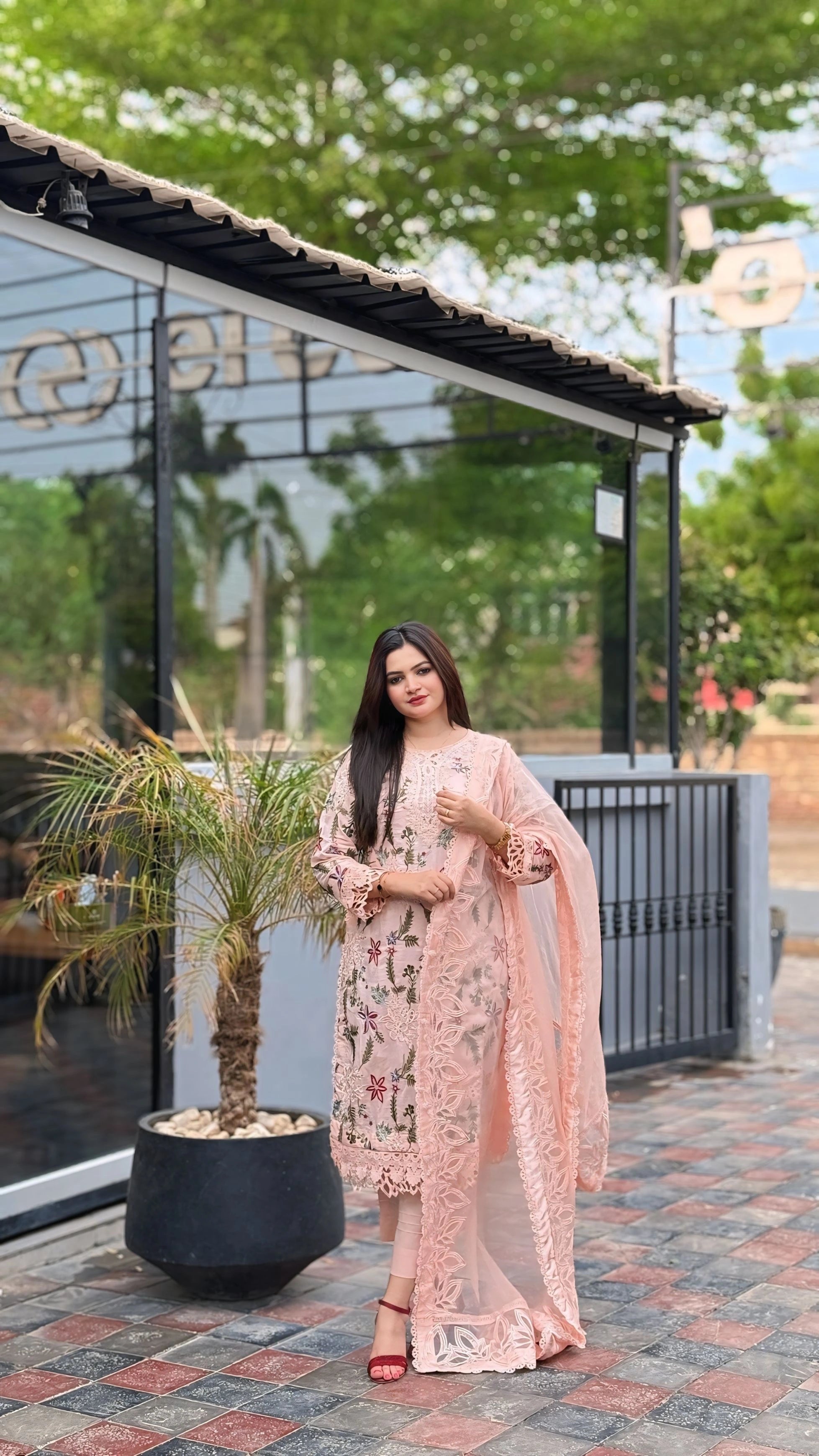 Falak (3-Piece Embroidered Lawn Suit)