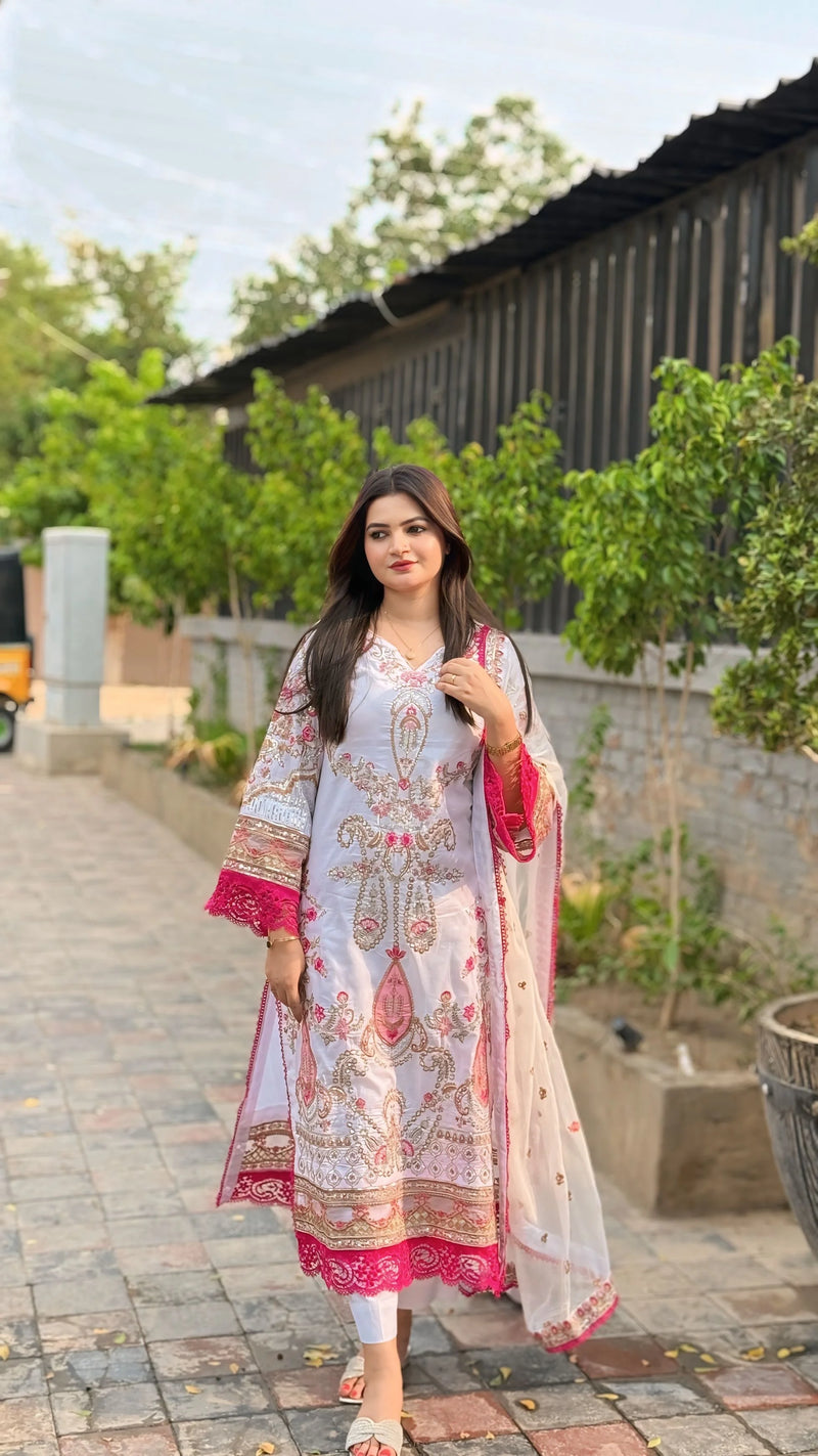 Mahveen (3-Piece Embroidered Lawn Suit)